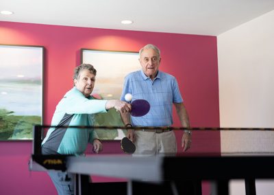 couple playing ping pong